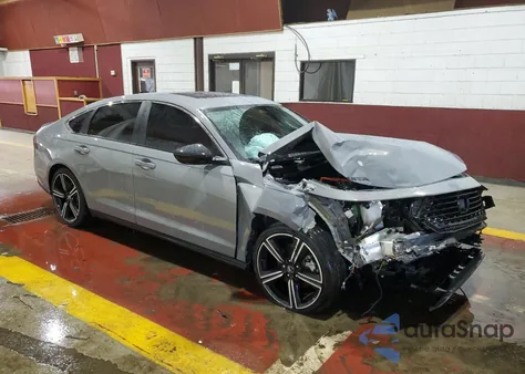 2024 Honda Accord Hybrid Sport z USA, uszkodzony, nr VIN 1HGCY2F57RA068308